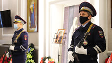 В Удмуртии прошло прощание с погибшим после падения вертолета подполковником полиции