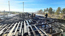 Крыша склада сгорела в Завьяловском районе Удмуртии