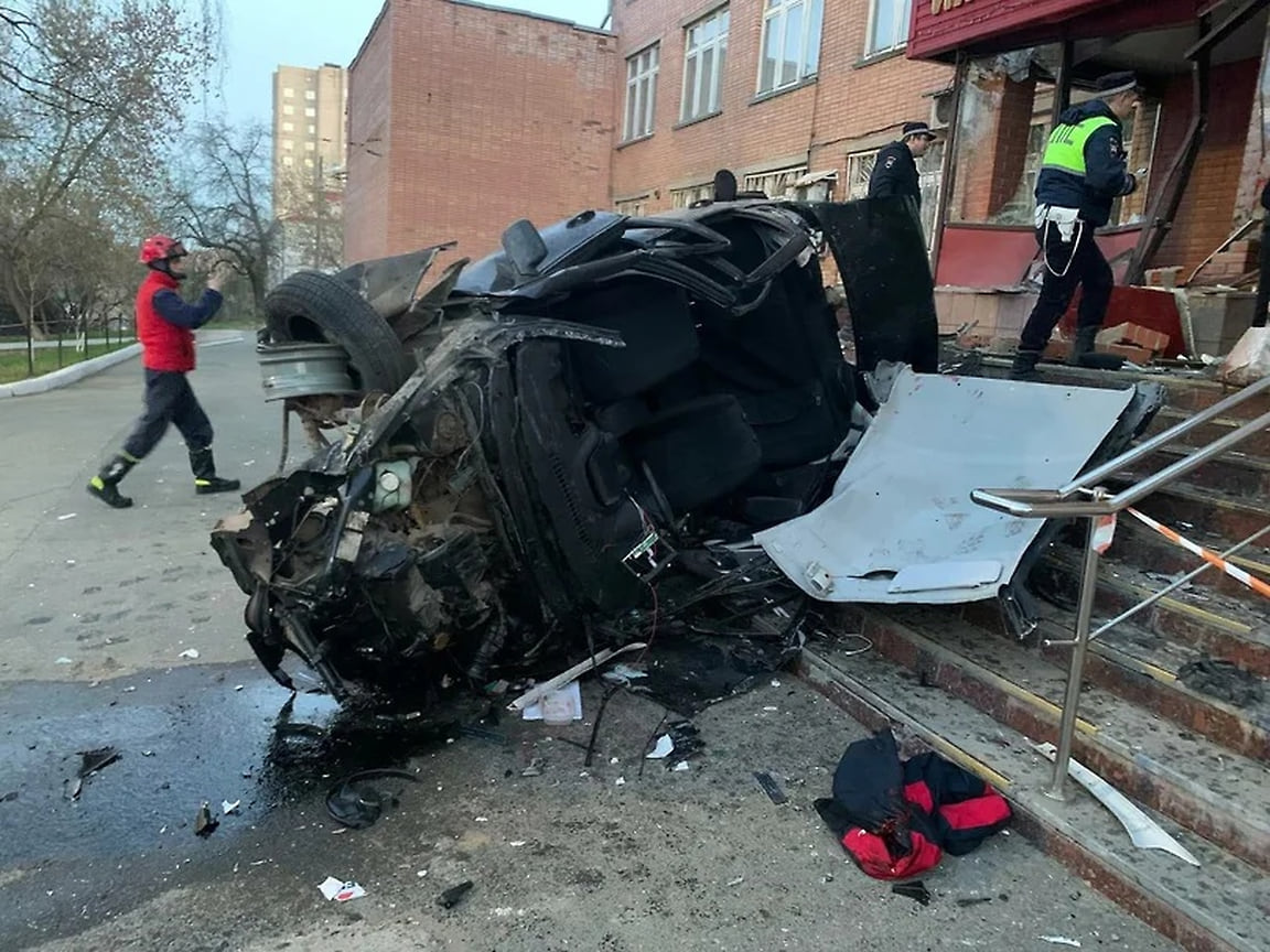 Врезавшегося в монтажный техникум нетрезвого водителя будут судить в  Ижевске – Коммерсантъ Ижевск