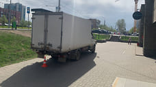 Пожилую женщину сбил водитель грузовика около администрации Ижевска