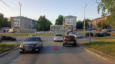 Пожилой водитель Chrysler Voyager в Ижевске сбил пенсионерку на перекрестке