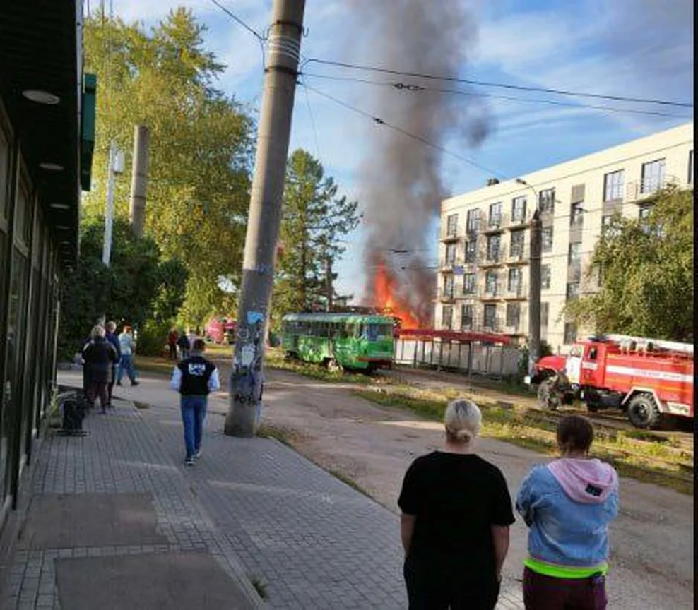 Нежилой дом сгорел на улице Халтурина в Ижевске – Коммерсантъ Ижевск