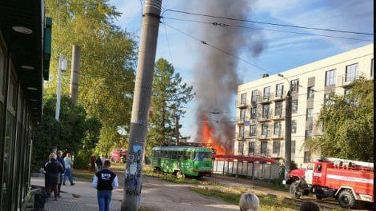 Нежилой дом сгорел на улице Халтурина в Ижевске – Коммерсантъ Ижевск