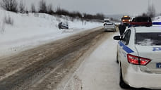 Одну пассажирку госпитализировали после ДТП с участием микроавтобуса в Удмуртии