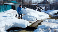 В трех городах Удмуртии подтопило жилые дома из-за весеннего паводка