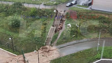 Лестница обрушилась в селе Октябрьский в Завьяловском районе Удмуртии