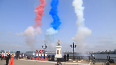 Возложены цветы к памятнику оружейнику—основателю Ижмаша Андрею Дерябину