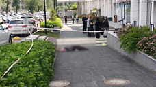 СКР начал проверку после падения девушки с 14-го этажа дома в центре Ижевска