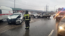 В ДТП с тремя авто в Удмуртии погибла девушка, двух детей госпитализировали