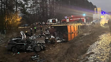 В Удмуртии два водителя и пассажирка пострадали в массовом ДТП