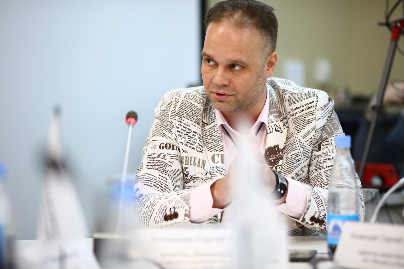 Сергей Алтынцев