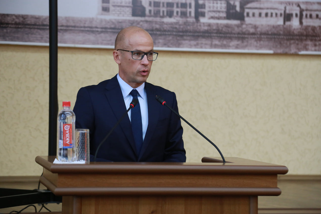 Глава Удмуртии Александр Бречалов среди основных задач для будущего мэра обозначил наведение порядка в городском хозяйстве