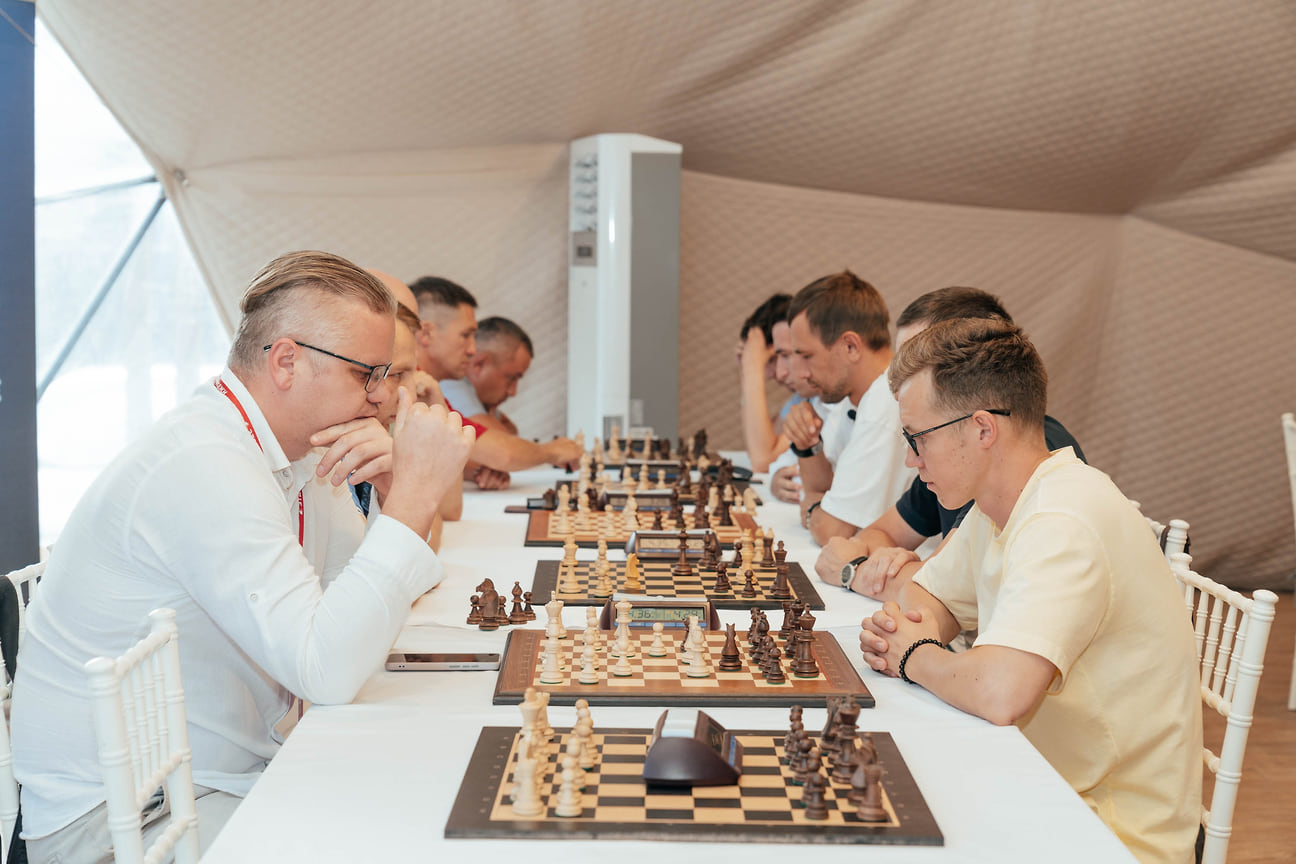 В Удмуртии прошел закрытый шахматный турнир «Битва первых»
