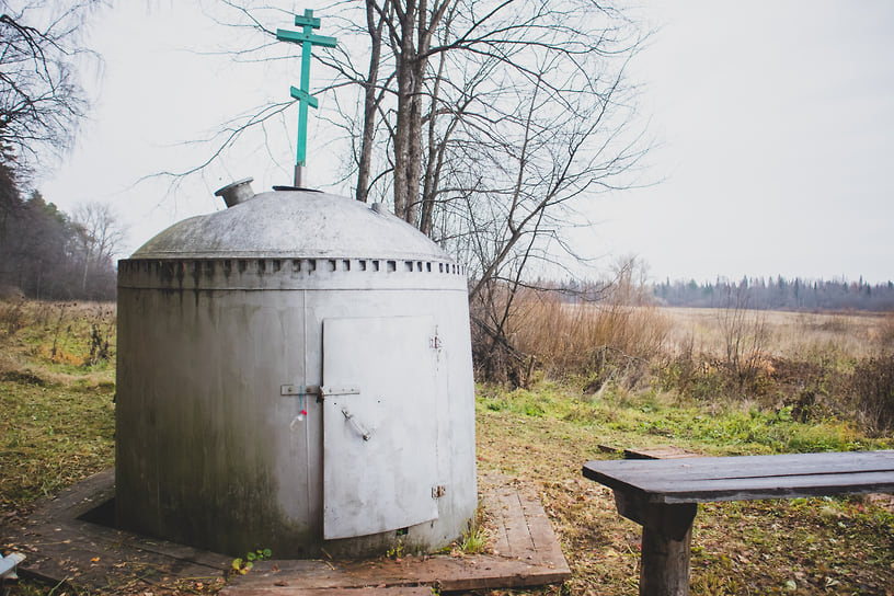 Святой источник Трифона Вятского и водосвятный молебен в селе Каменное Заделье