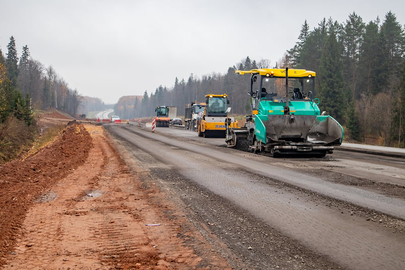 Современные технологии позволяют укладывать асфальт даже в минусовую температуру
