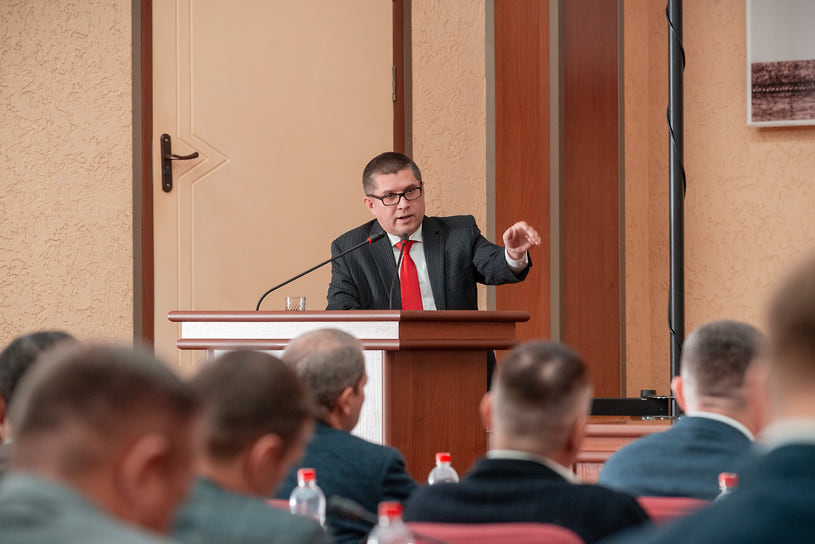 Кандидат Максим Тенсин