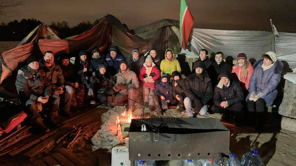 Палаточный лагерь противников строительства МСЗ власти терпели две недели