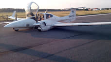 Учебный самолет сел на днище в аэропорту Нижнекамска