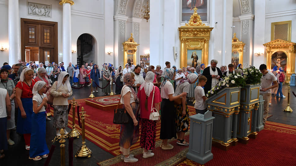 Молитвенное поклонение Казанской иконе Божией Матери