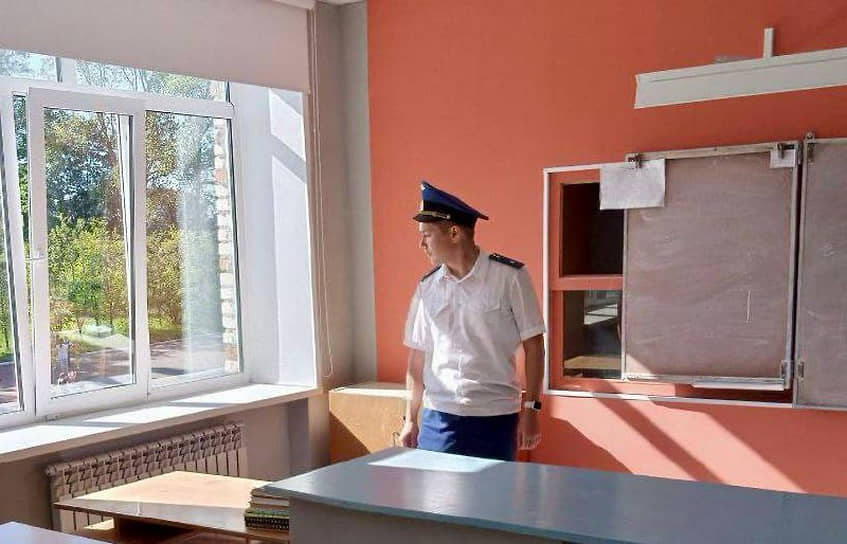 В средней школе Янтиковского района Чувашии выявили нарушения санитарных норм