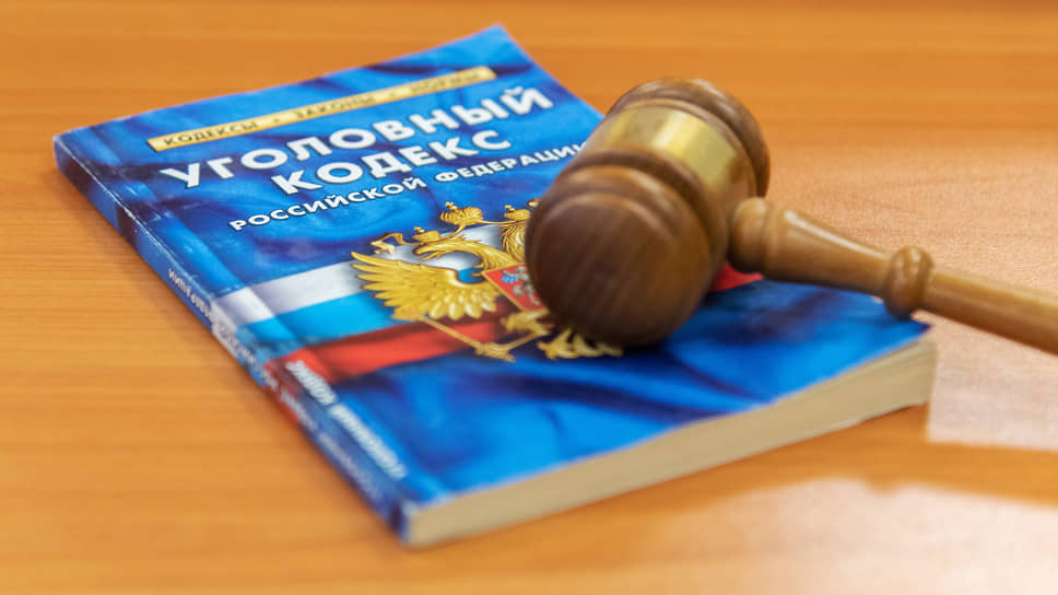 Житель Альметьевска осужден за попытку дачи взятки в 400 тыс рублей полицейским