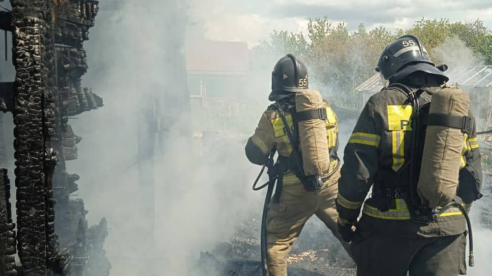 В Челнах во время тушения пожара на СНТ обнаружено тело погибшего