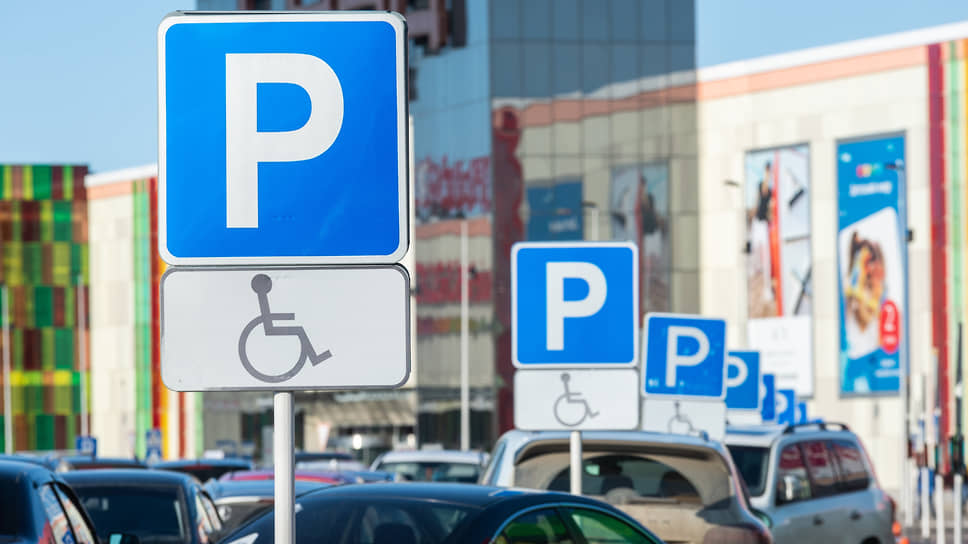 В Казани до конца года расширят платные парковки на 1,6 тысяч мест
