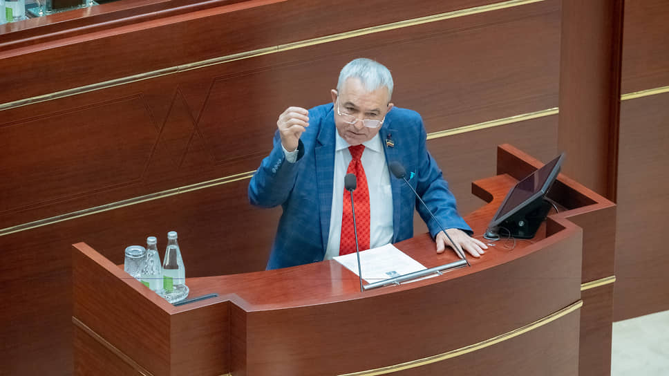 Глава татарстанского отделения КПРФ подал документы на выборы раиса