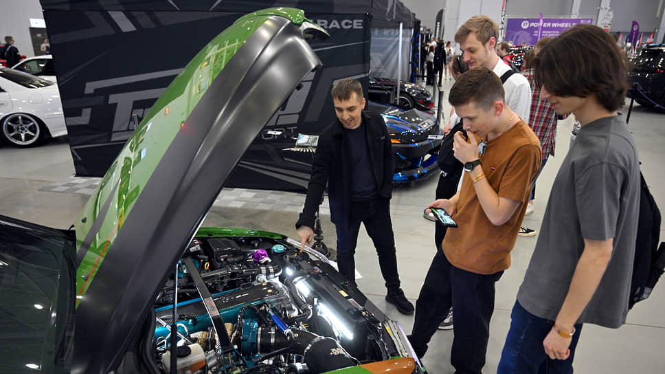 В октябре средняя стоимость нового автомобиля в Татарстане достигла 2,9 млн рублей