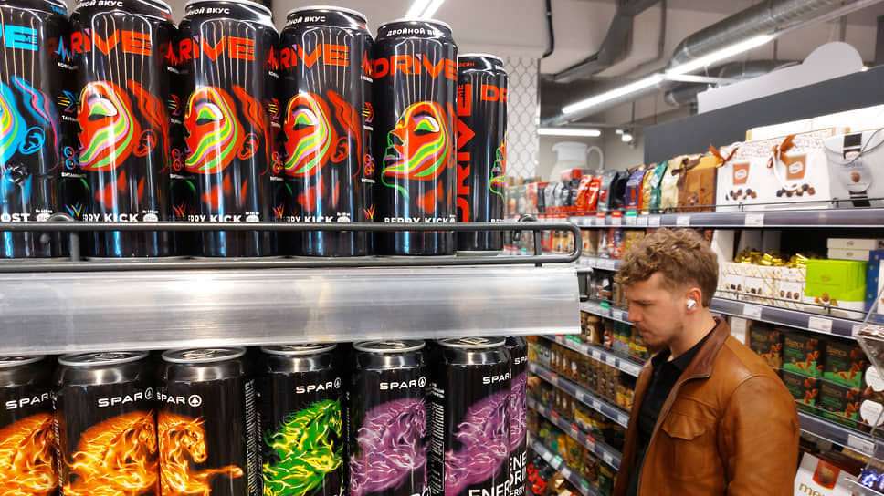 В Татарстане могут запретить продажу энергетиков в больницах, вузах и спортклубах