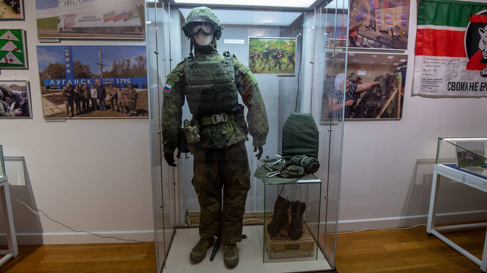 На выставке представлена полная экипировка мобилизованного в зону СВО из Татарстана