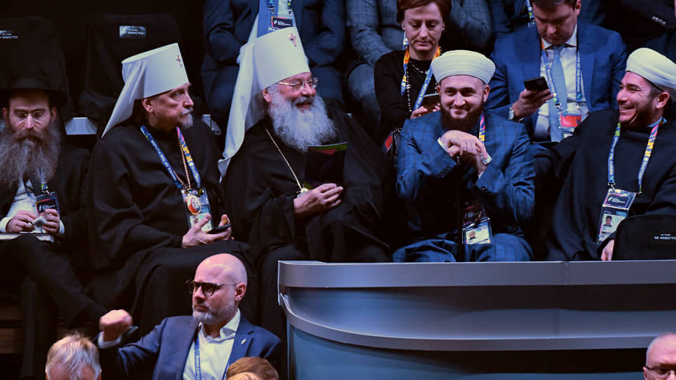 Священнослужители на церемонии открытия «Игр будущего»