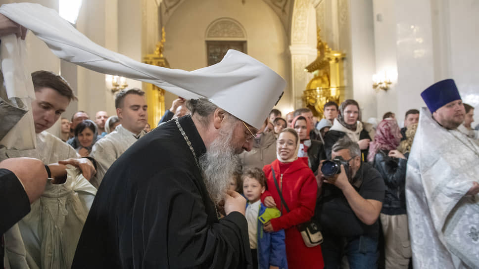 Пасхальное богослужение в Соборе Казанской иконы Божией Матери