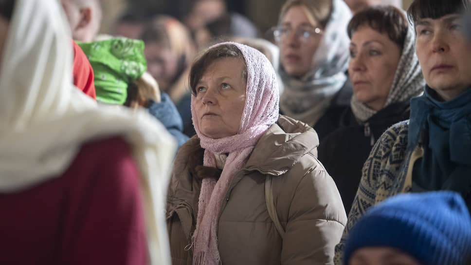 Пасхальное богослужение в Соборе Казанской иконы Божией Матери