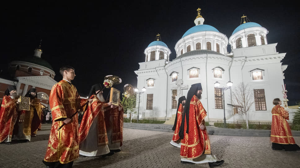 Пасхальное богослужение в Соборе Казанской иконы Божией Матери