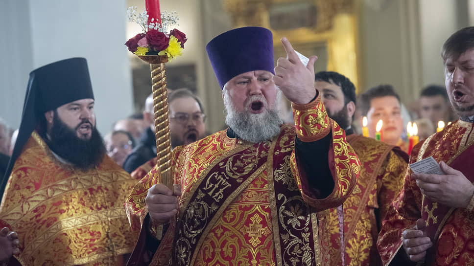 Пасхальное богослужение в Соборе Казанской иконы Божией Матери