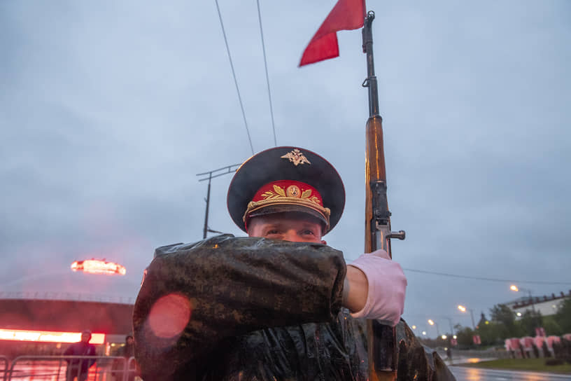 Генеральная репетиция парада Победы в Казани