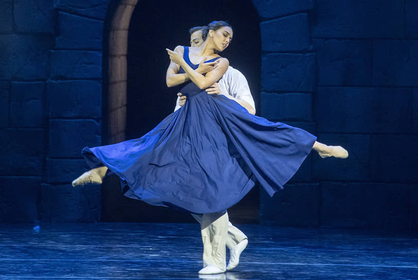Премьера балета «Грек Зорба» в постановке Лорки Мясина
