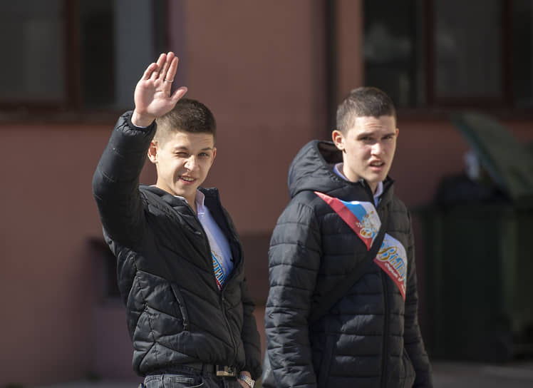 5,8 тысяч одиннадцатиклассников заканчивают школу в этом году в Казани