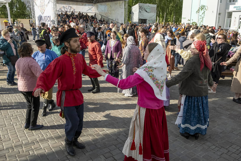 Русский народный праздник Каравон