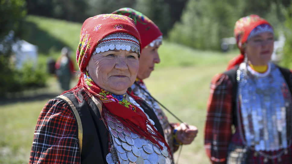 Республиканский праздник удмуртской культуры «Гырон быдтон». В деревне Енабердино.