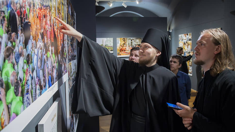 Выставка «Литургия с Патриархом»