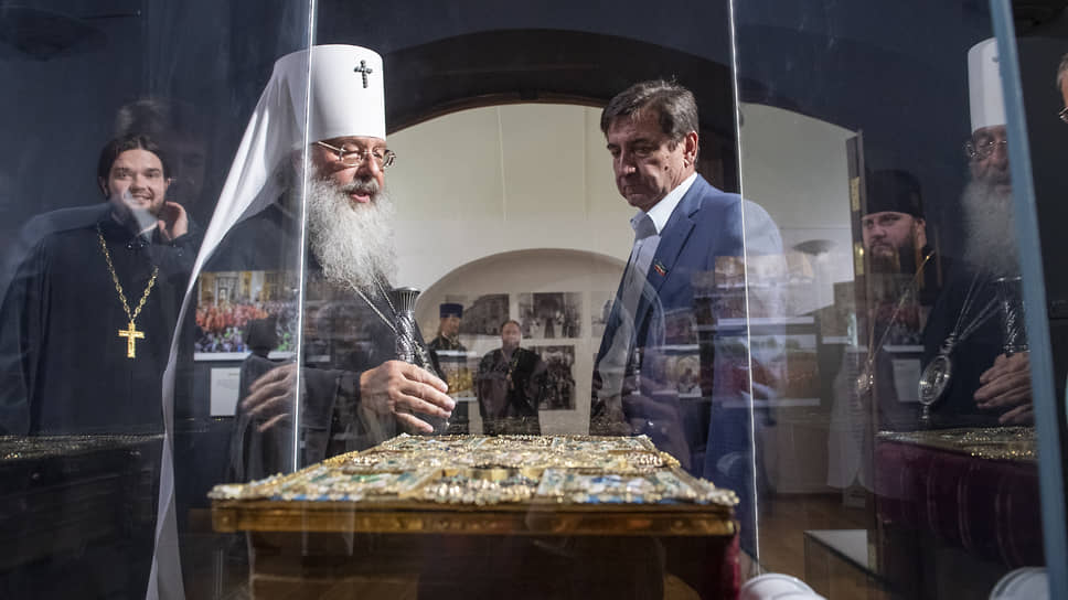 Выставка «Литургия с Патриархом»