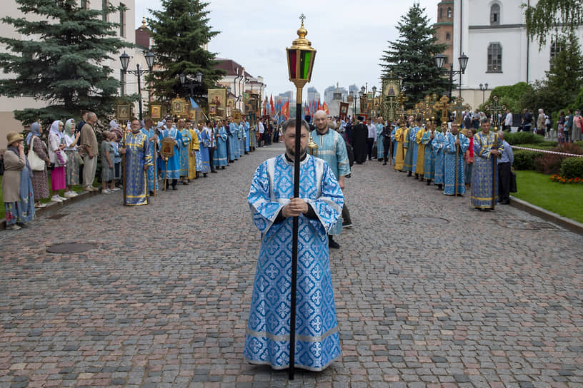 Крестный ход в честь праздника Казанской иконы Божией Матери