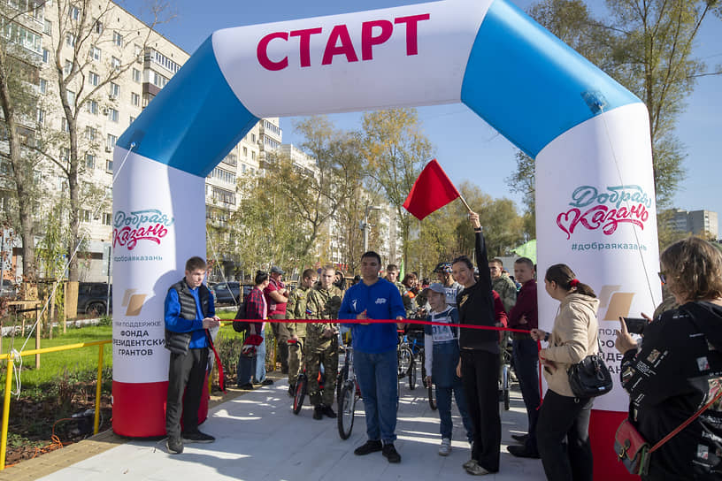 Открытие первого инклюзивного бульвара по ул. Серова