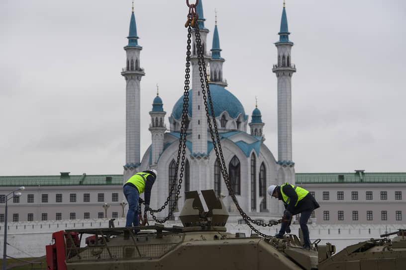 В Казани рядом с Центральным стадионом проведут выставку трофейной техники НАТО