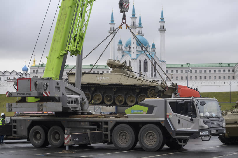 В Казани рядом с Центральным стадионом проведут выставку трофейной техники НАТО