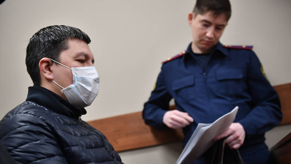Главного врача Нижнекамской ЦРБ Руслана Валеева отправили под домашний арест
