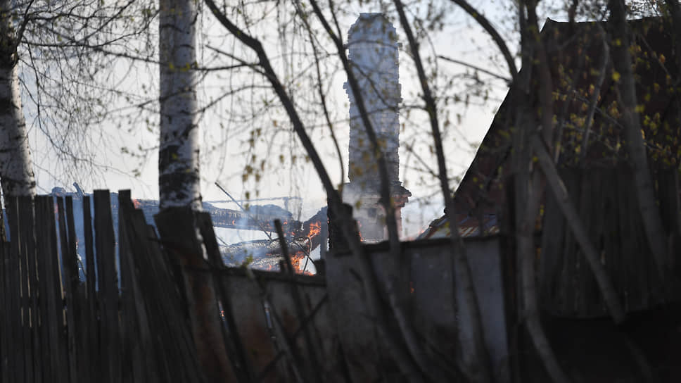 Пожар в поселке Аметьево.