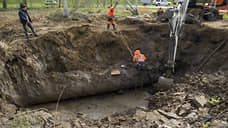 Устранение прорыва водопровода в Кировском районе